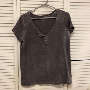American Eagle distressed t shirt